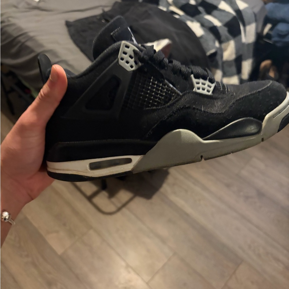 “Black Canvas” JordanSneakers